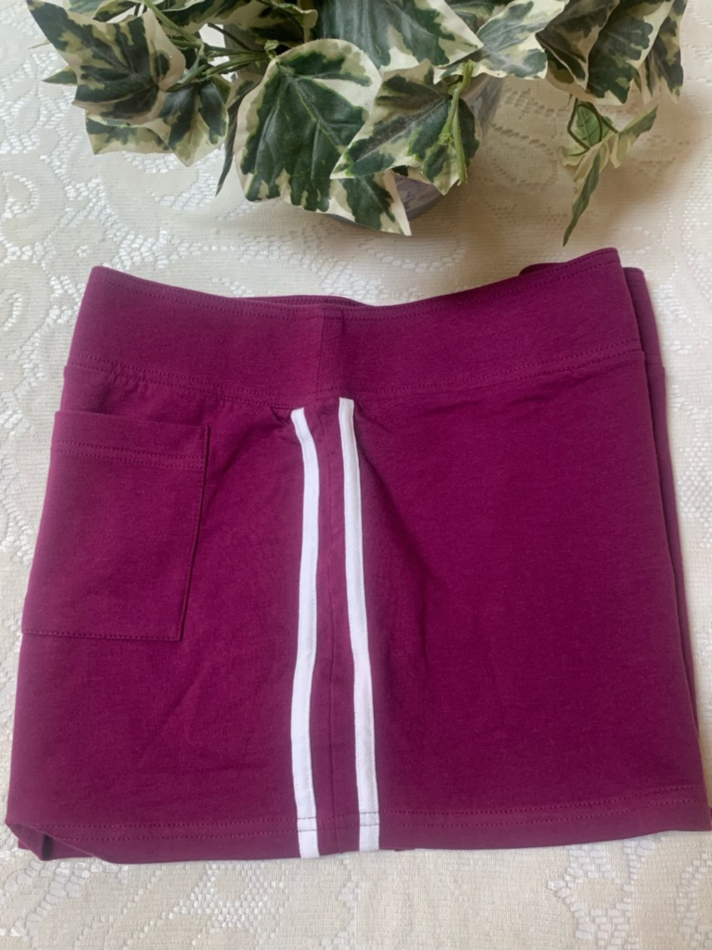Danskin Now 4” Inseam Back Pocket Elastic Waistband Stretch Shorts Sz XL16/18 - Picture 3 of 5